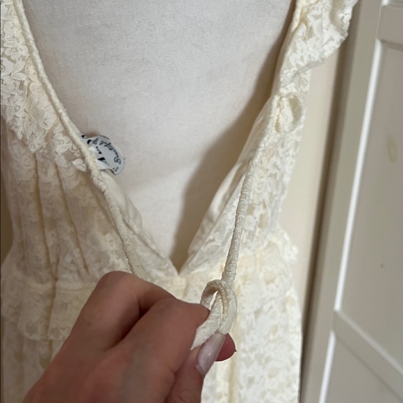 Arula Feminine Boho Cream/Ivory Lace Ruffle Mini Dress - Size B (18/20) - NWOT - Picture 9 of 9